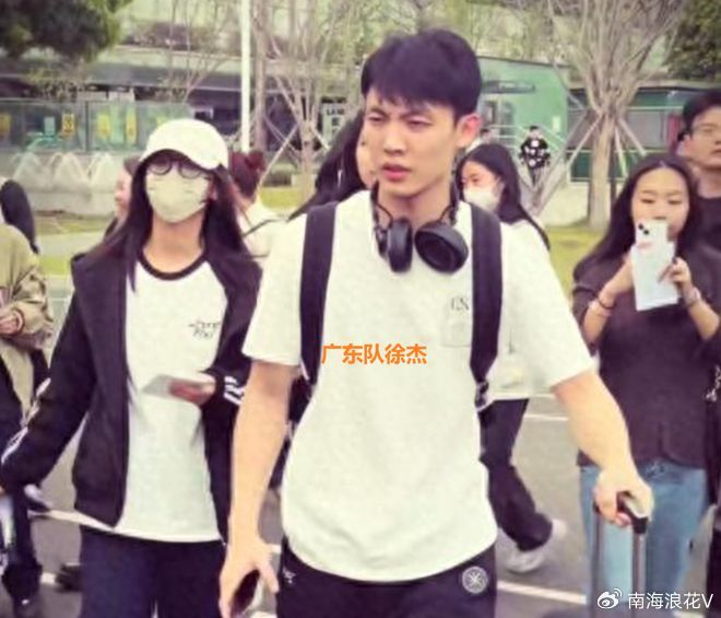 广东男篮客场迎战四川队 焦泊乔缺席士气低迷