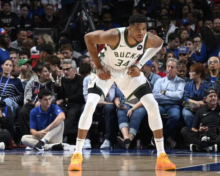 字母哥与雄鹿分道扬镳 更衣室崩盘引交易风波