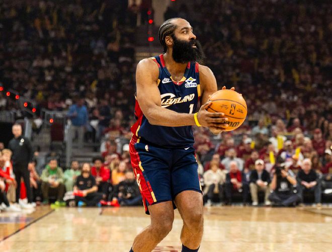 哈登28分5抢断助骑士轻取猛龙，历史第七助攻纪